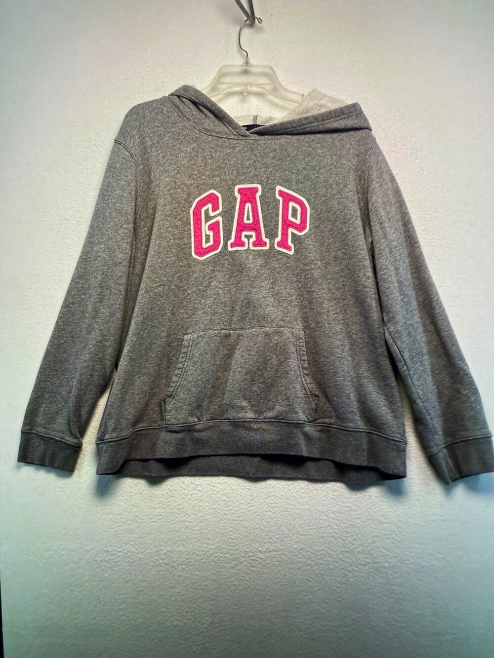 GAP Women's XXL Gray Logo Pullover Hoodie Fleece Long Sleeve Pockets